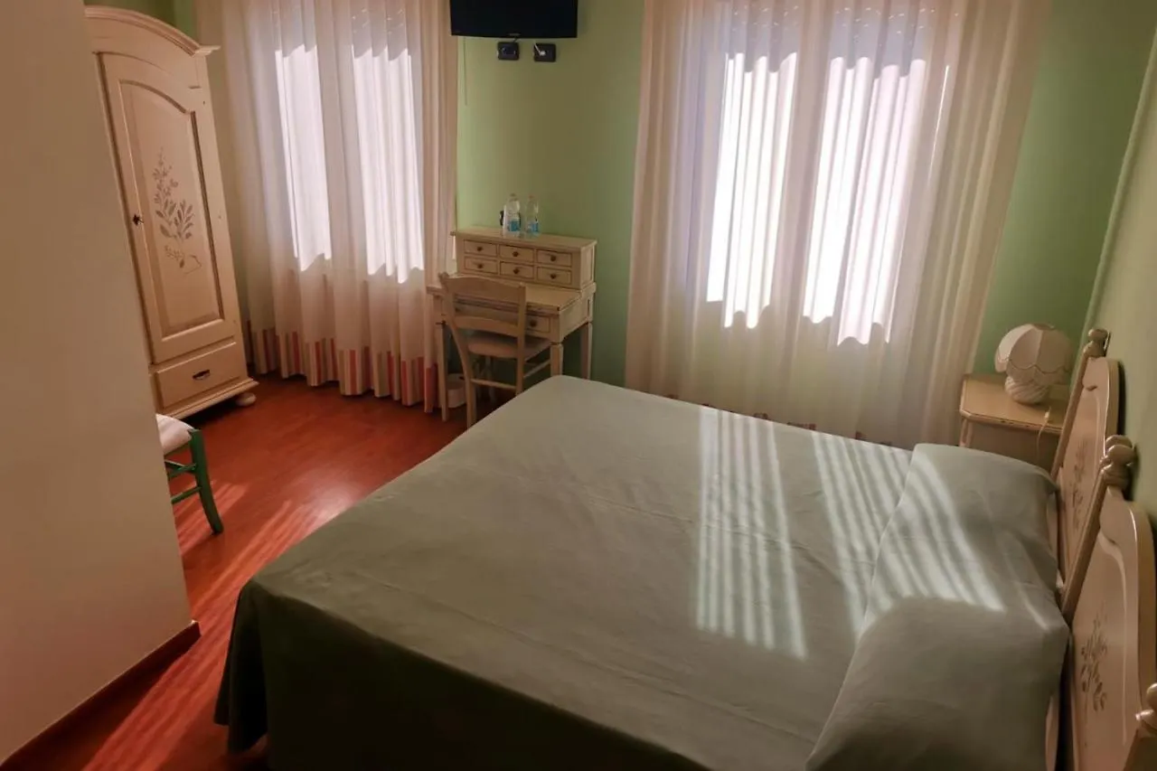 Locanda Le 4 Ciacole Roverchiara Penzion